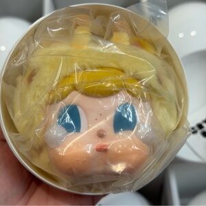 Molly Factory Crying Blob Sad Zoo Day / The Last Giraffe